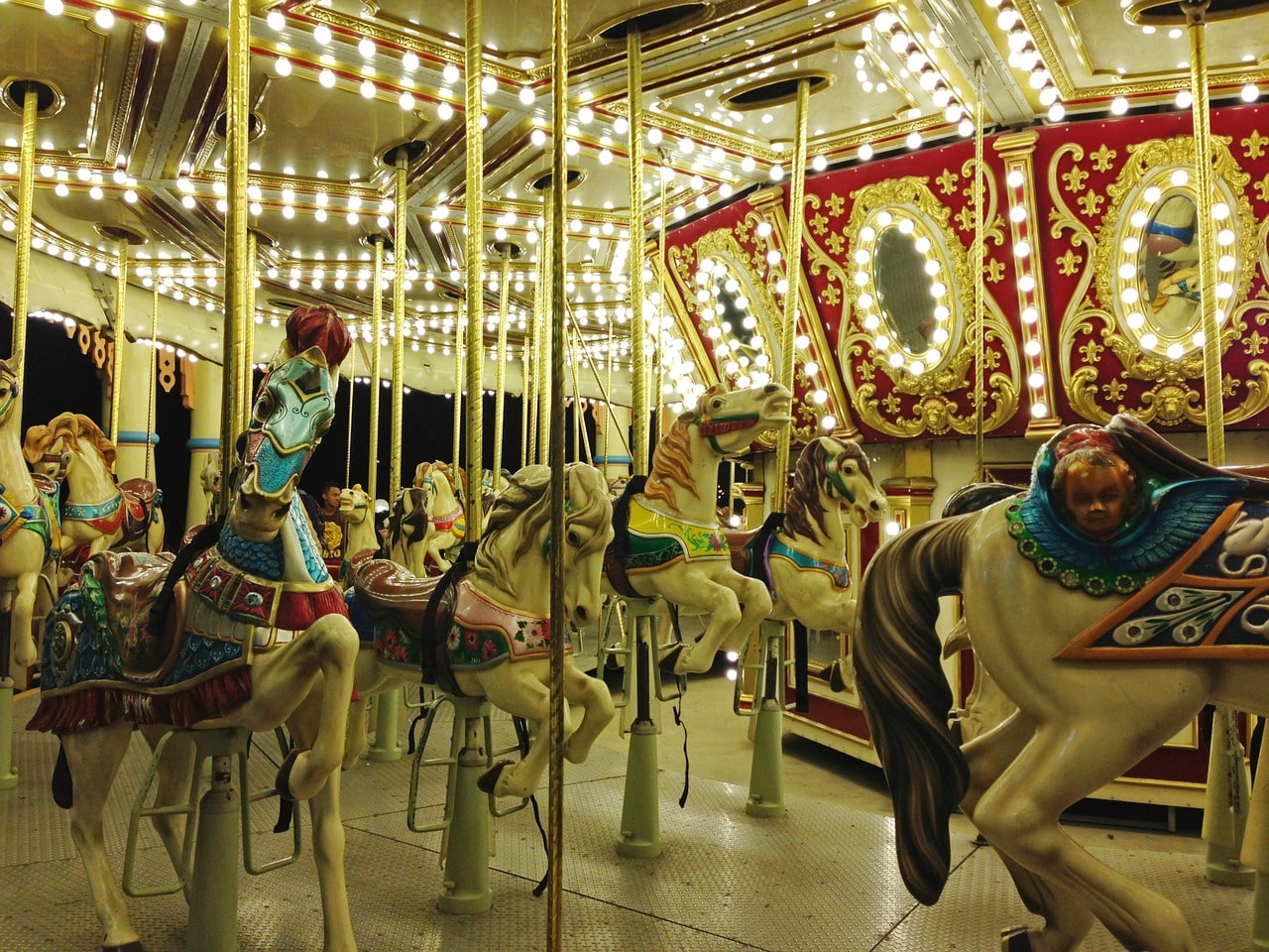 carousel at enchanted kingdom