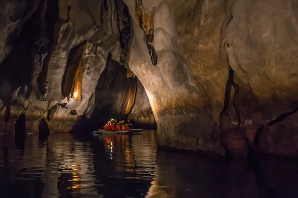 puerto princesa underground river in palawan philippines